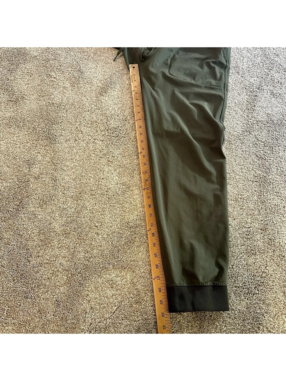 Lululemon ABC Warpstreme Joggers Men’s Large Green 30” Performance Athleisure